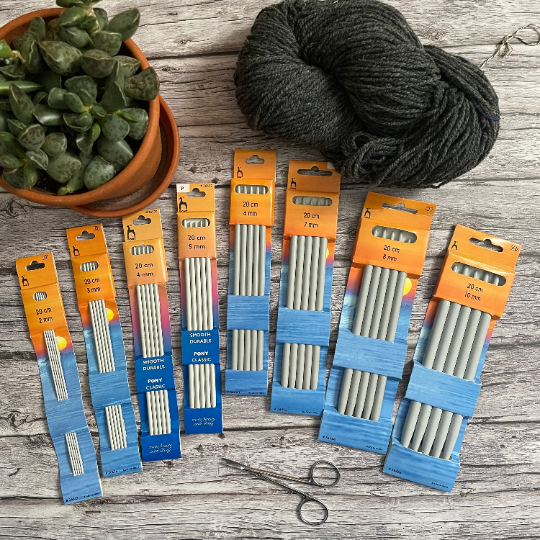 Nadelspiel 9mm 20cm Kunststoff Pony Doppelspitzennadeln