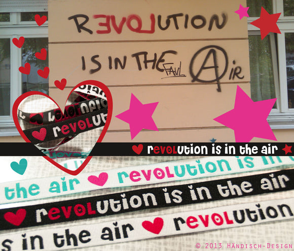 Webband „rEVOLution is in the air