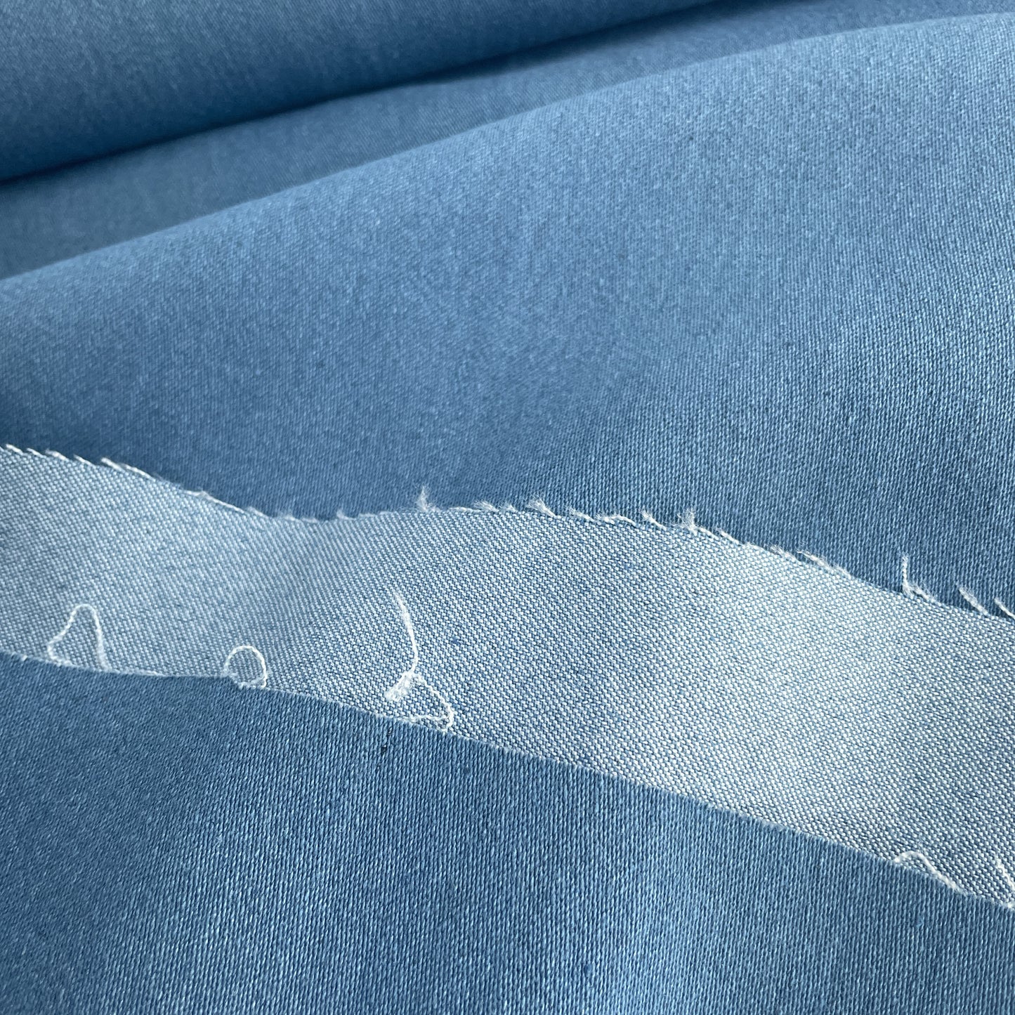 25cm Jeansstoff „Dallas" Stretch mittelblau mittelschwer 8,2oz Swafing