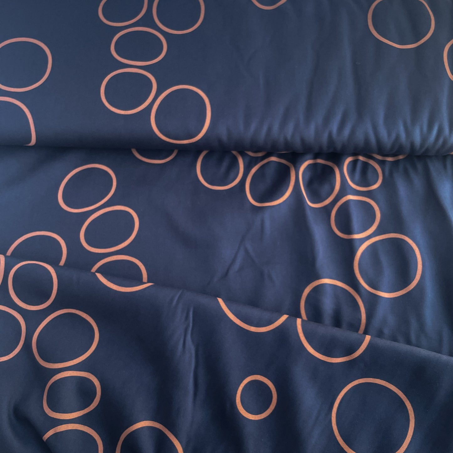 25 cm Tencel™ Lyocell Köperstoff Circle Around – Indigo Night – Mind the Maker