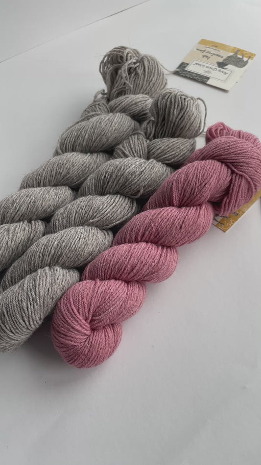 Bio-Wolle „manx merino fine " Somerset Rose Rosy Green Wool
